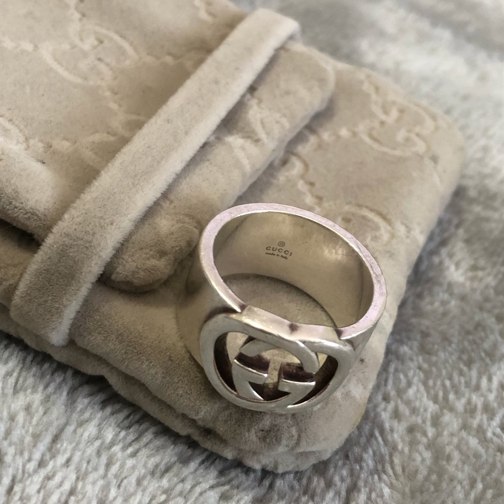 Gucci Silver Logo Ring